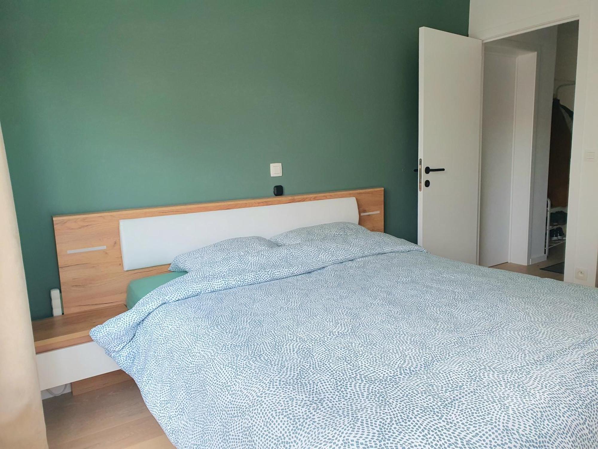 Skaai Five - Newly Renovated 2 Bedrooms Apartment 오스텐드 외부 사진
