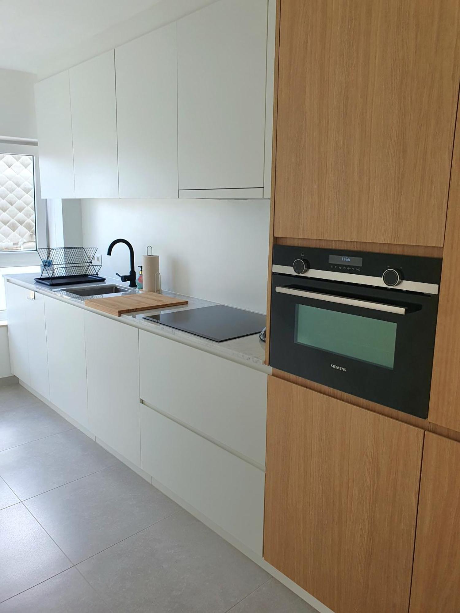 Skaai Five - Newly Renovated 2 Bedrooms Apartment 오스텐드 외부 사진